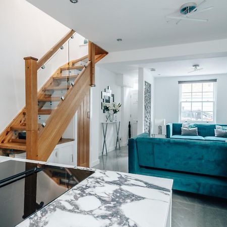런던 Exceptional Whole House Chelsea With Roof Terrace 아파트 외부 사진