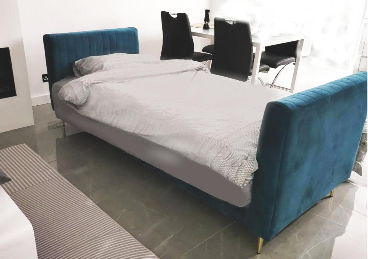 런던 Exceptional Whole House Chelsea With Roof Terrace 아파트 외부 사진